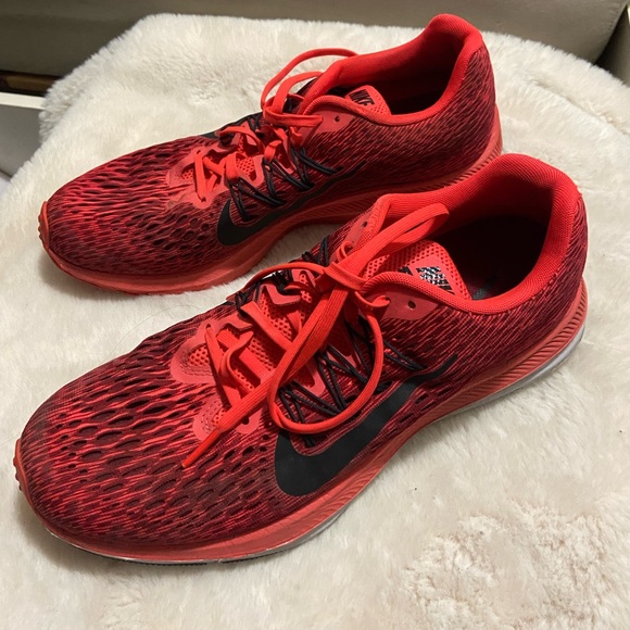 Nike Air Zoom Winflo 5 Bright crimson men’s shoe - Picture 2 of 6